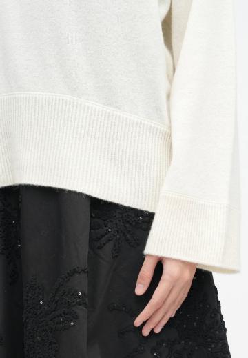 Длинный пуловер