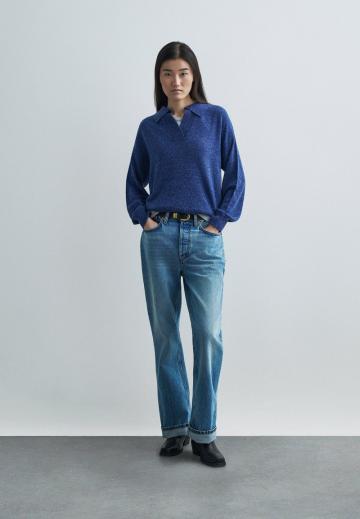 Пуловер с вырезом V