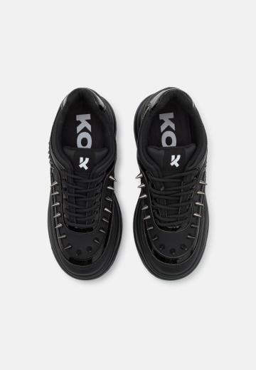 Гандбольные кроссовки