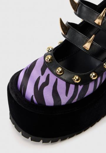 Туфли на танкетке