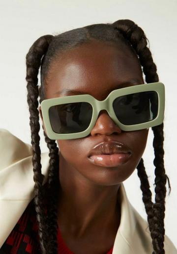 Солнечные очки