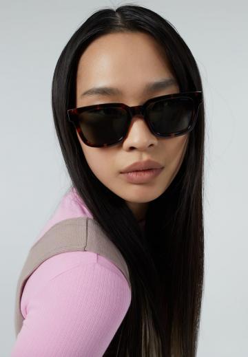 Солнечные очки