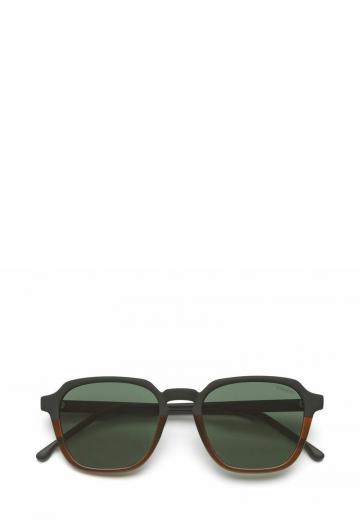 Солнечные очки