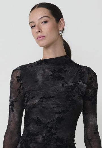 Платье футляр