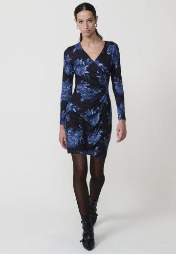 Платье футляр