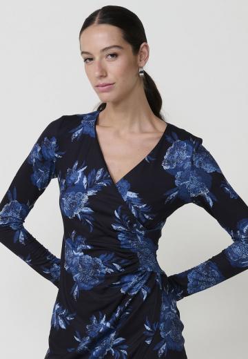 Платье футляр