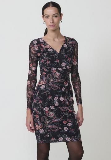 Платье футляр