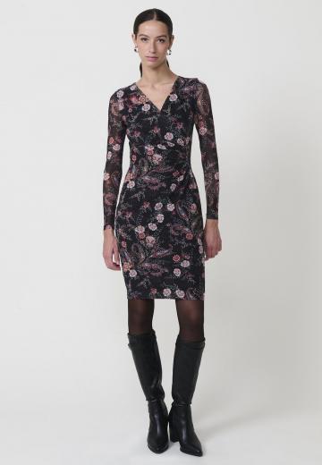 Платье футляр