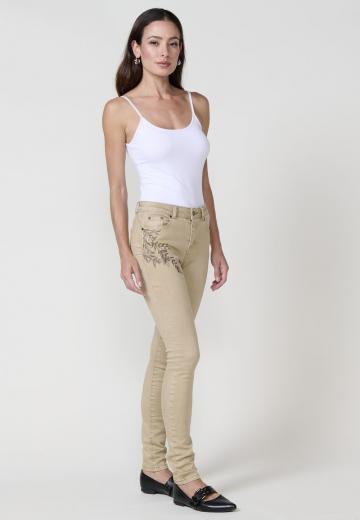 Узкие джинсы