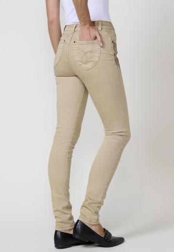 Узкие джинсы
