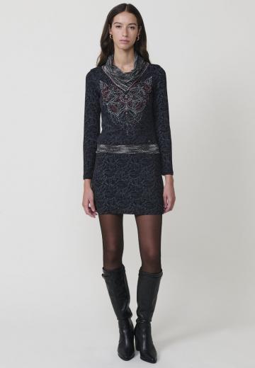 Короткое платье