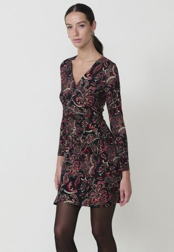 Платье футляр