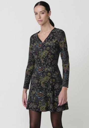 Короткое платье