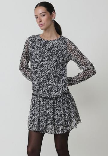 Короткое платье