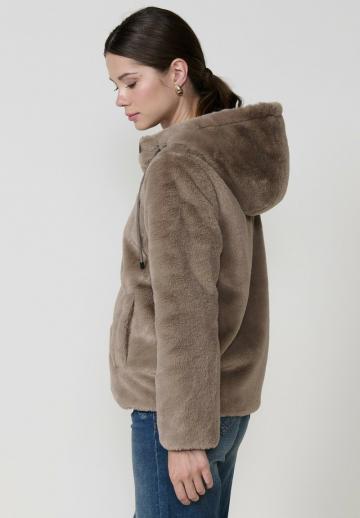 Зимняя куртка