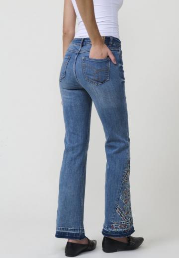 Клешеные брюки