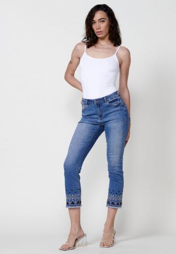Короткие джинсы