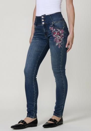 Узкие джинсы