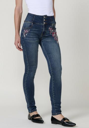 Узкие джинсы
