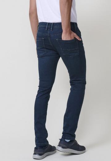 Узкие джинсы