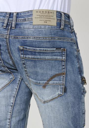 Прямые джинсы