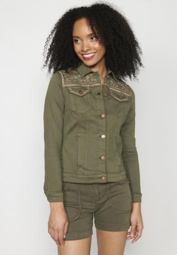 Джинсовая куртка