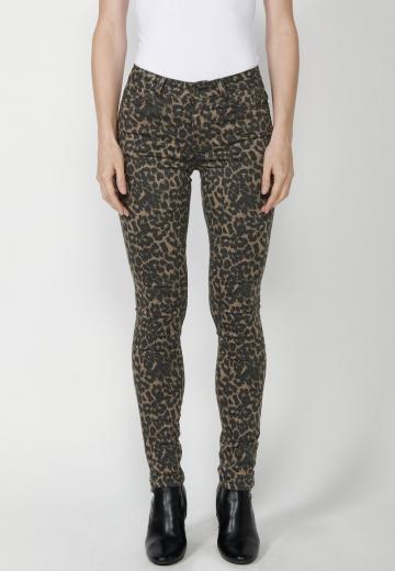 Узкие джинсы