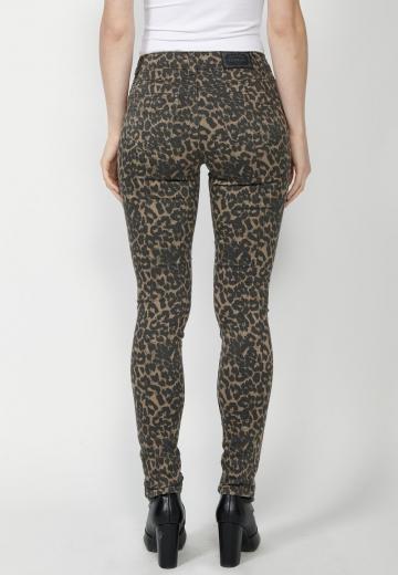 Узкие джинсы