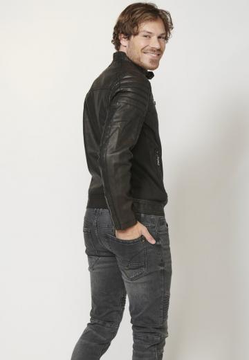 Кожаная куртка