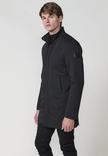 Короткое пальто