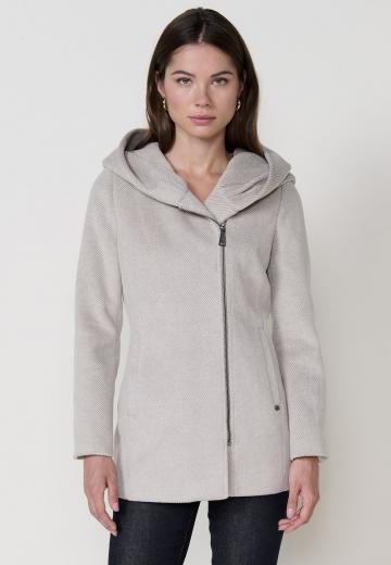 Короткое пальто