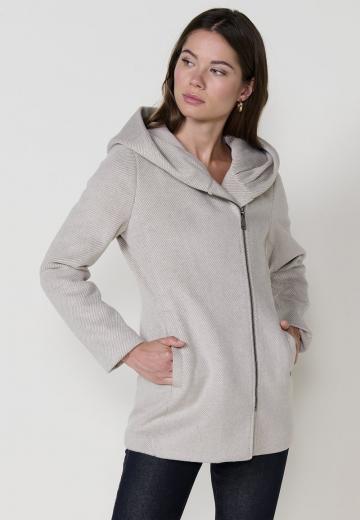 Короткое пальто