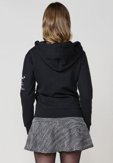 Пуловер с капюшоном