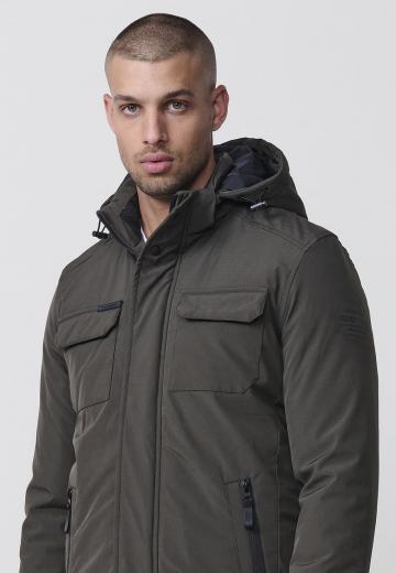 Зимняя куртка