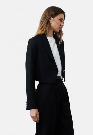 Короткий блейзер