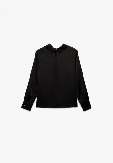 Атласная блузка