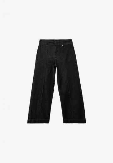 Клешеные джинсы