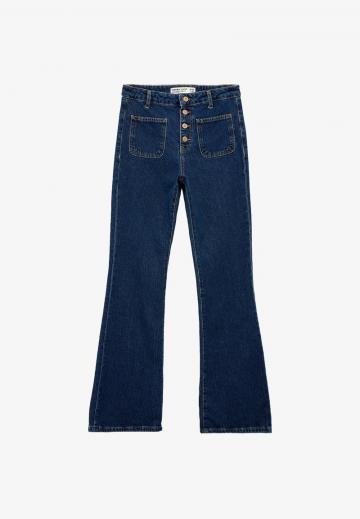 Клешеные джинсы