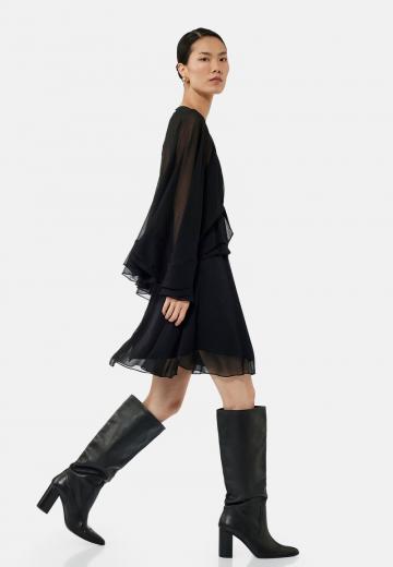 Короткое платье