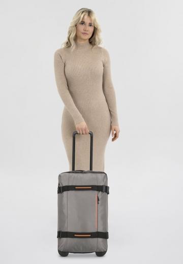 Чемодан на колесах