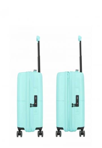 Чемодан на колесах