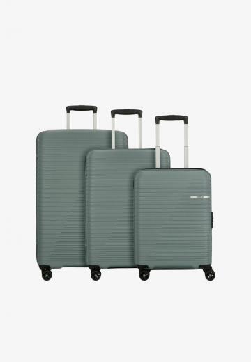 Набор чемоданов