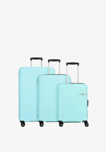 Набор чемоданов