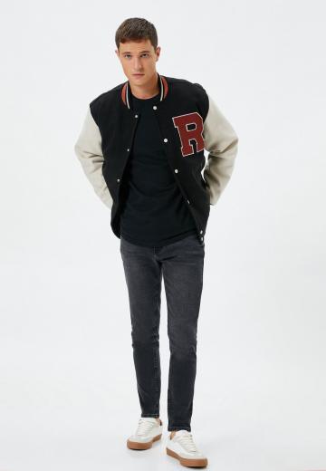 Узкие джинсы