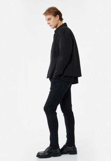 Узкие джинсы