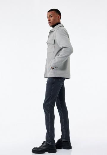 Узкие джинсы