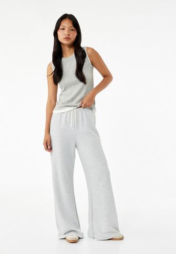 Спортивные штаны