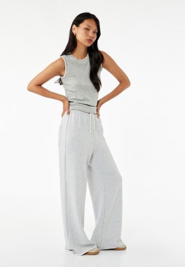 Спортивные штаны