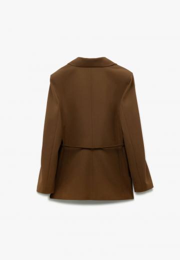 Короткое пальто