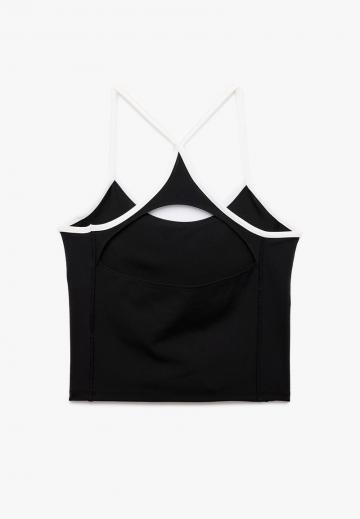 Топ на бретельках